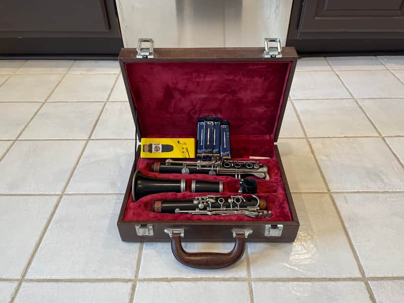 Buffet Crampon E11 Intermediate Bb Clarinet