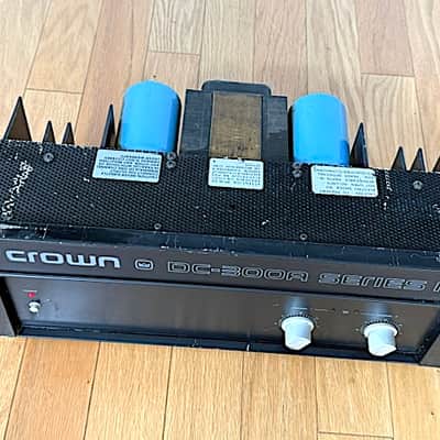 Crown DC-300A Series II Dual Channel, 3 Rack Space, Solid State Power Amplifier, Good Condition image 4