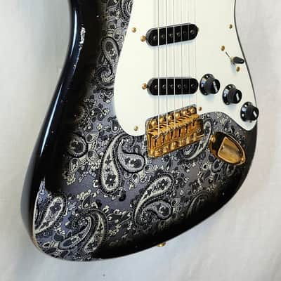 Fender Custom Shop 1957 Stratocaster, Time Machine Series, Heavy Relic, Gold Hardware, Black Paisley, w/HSC image 6
