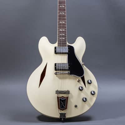 Gibson Custom '64 Trini Lopez 2022, Classic White image 3