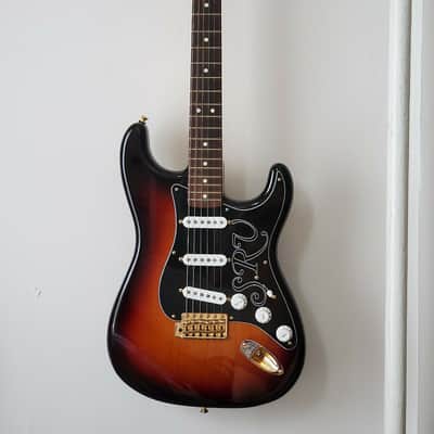 Fender 2018 American Artist Series SRV Stivie Ray Vaughan Signature 2018 image 3