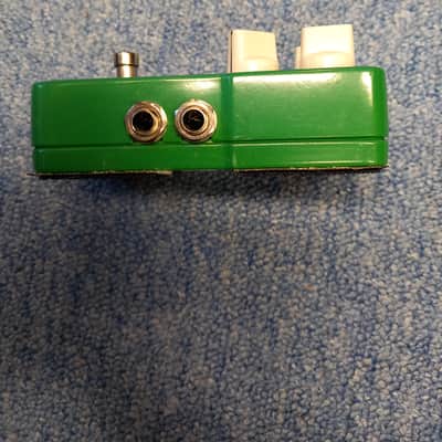 TC Electronic Corona Chorus 2011 - Present - Green Bild 4