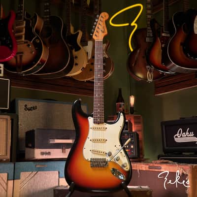Fender Stratocaster 1965 - Sunburst image 1