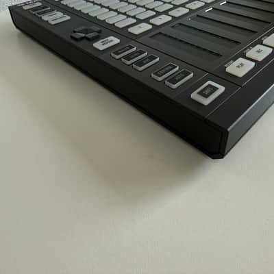 Native Instruments Maschine JAM 2010s - Black image 5