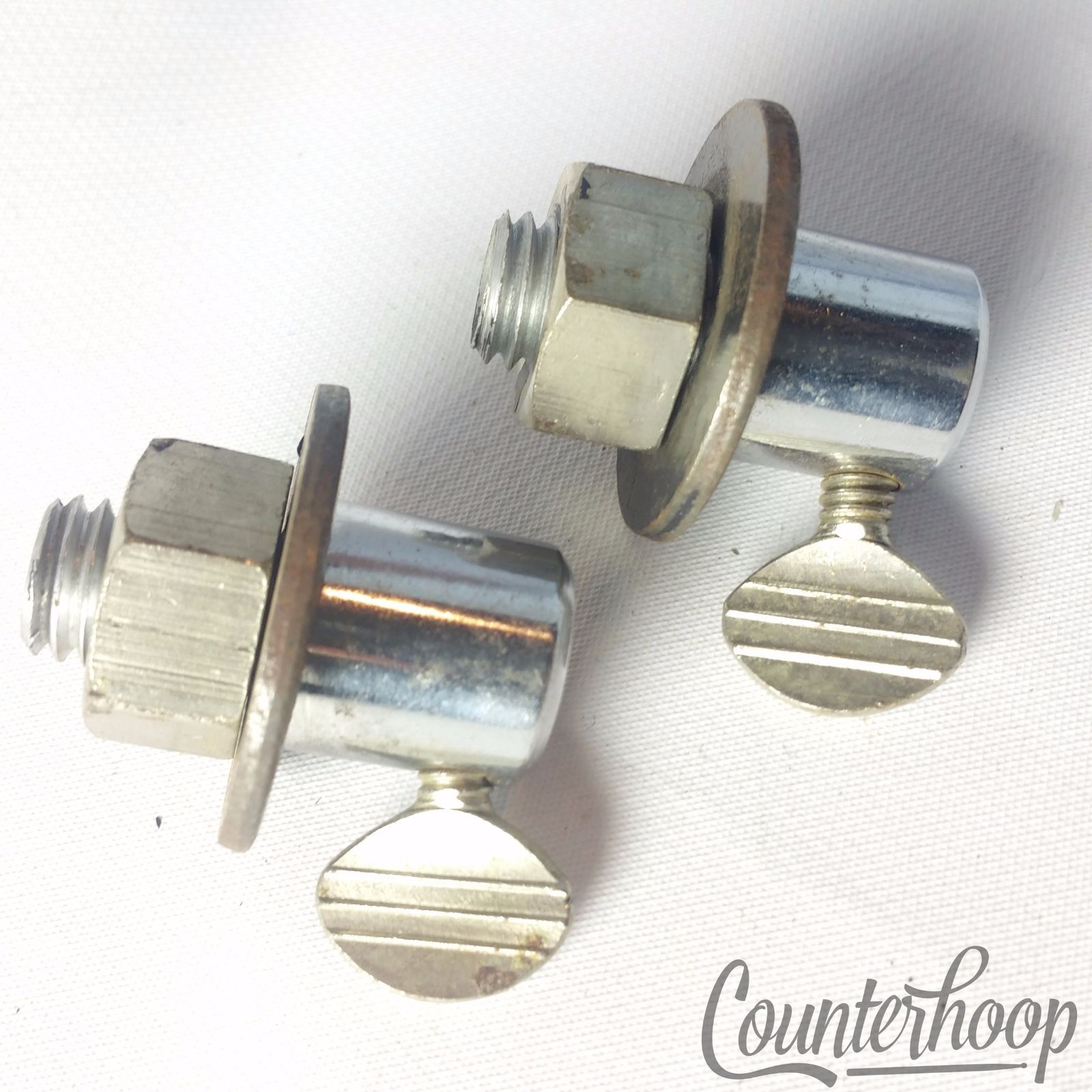 Leedy&Ludwig Bass Drum Disappearing Spur Mounts Receivers 2x Set Chrome Vintage — main photograph