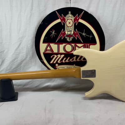 Gibson The Grabber 4-string Bass - truss rod maxed / AS-IS - Rare - White image 7