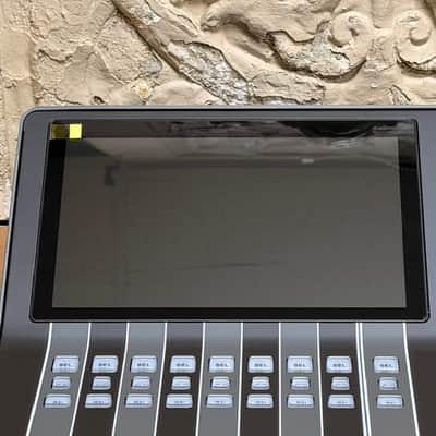 Yamaha DM3 Standard 22-Channel Digital Mixing Console image 6