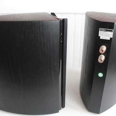Insignia NS-B2111 2-Way 120 Watt Bookshelf Speakers image 2