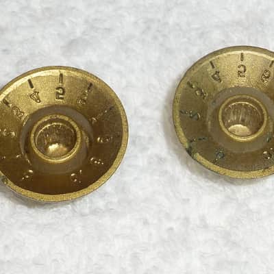 Original Vintage 1960s 1970s Gold Volume and Tone Knobs Matching Set of 2 for Univox Guyatone Teisco  Conrad Kawai Etc. Guitars Made in Japan Excellent image 7