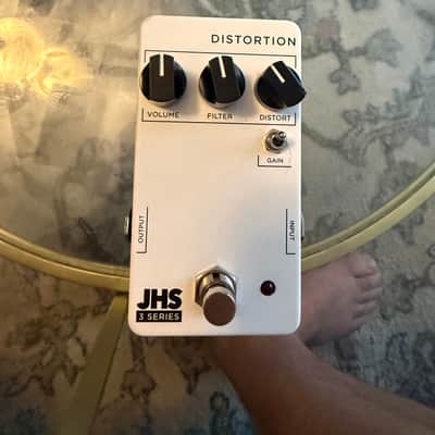 JHS 3 Series Distortion image 2
