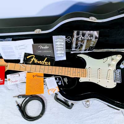 2002 Fender American Deluxe Stratocaster with Maple Fretboard - Montego Black image 1