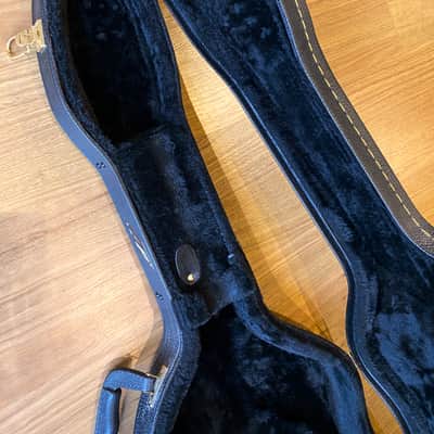 Guitar Hardcase For Stratocaster Style Electric Slim Compact Fitted Shaped & Rugged!  Excellent condition! image 5