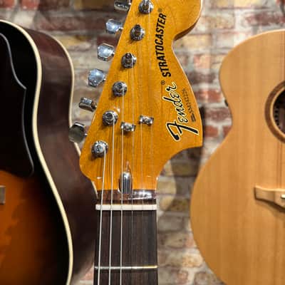 Fender 70th Anniversary Antigua Stratocaster image 5