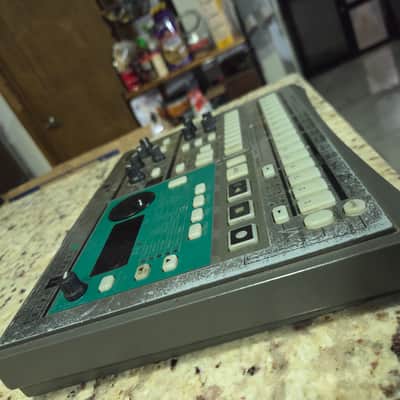 Korg Electribe-S ES-1 Rhythm Production Sampler 2000s - Silver image 2