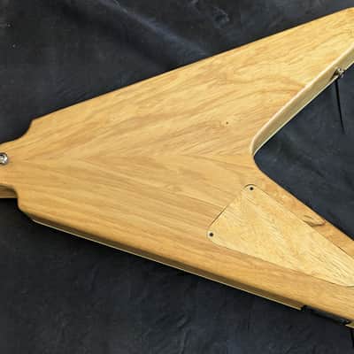 Sonicguitars VClassic Korina - Natural nitro image 6