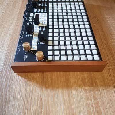 Synthstrom Audible Deluge 64-Voice Desktop Synthesizer with OLED Display 2022 - Present - Black image 4