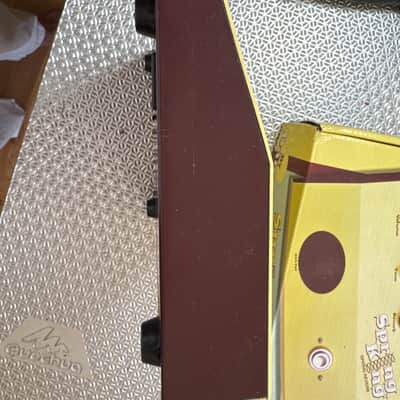 Danelectro Spring King Reverb 2000s - Yellow image 5