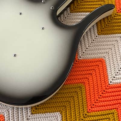 Danelectro Longhorn Shortscale Bass - 1990’s Early Reissue! - Original and Rare Tweed Case! - Beautiful Bass in Great Condition! - image 13