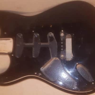 1985 SQUIER by FENDER STRATOCASTER BODY - LEFT HAND - JAPAN image 2