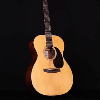 Martin 000-12E Retro Spruce Top with X Bracing, Martin E1 Pickup, Bag Included image 8