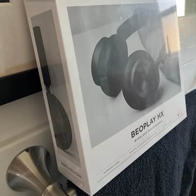 Bang & Olufsen BEOPLAY HX wireless headphones 2026 - Black image 4