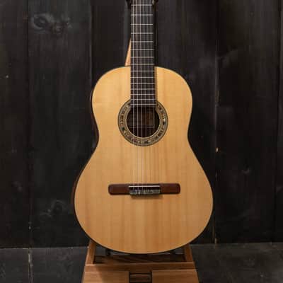 Chris Carrington Classical Guitar SN 384 2023 - Gloss top and sides, satin back image 2