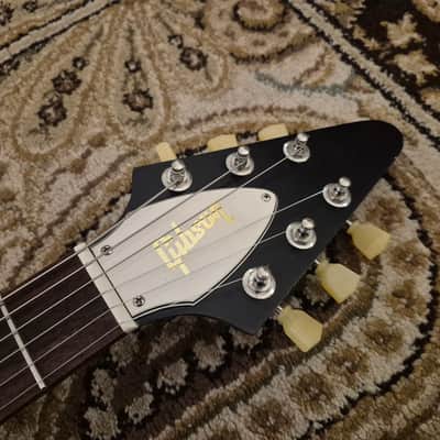 Gibson Flying V 2005 - Faded Cherry w HSC image 10