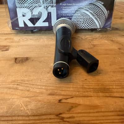 Samson R21 Cardioid Dynamic Vocal/Presentation Microphone (3 Pack) 2010s - Black image 2