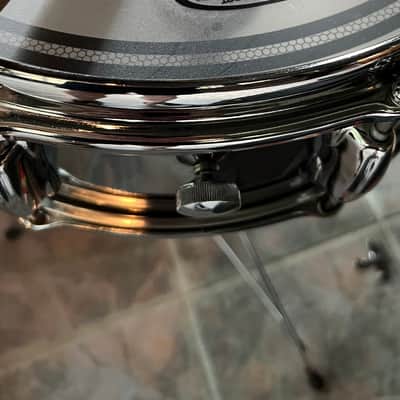 Slingerland   5 1/2x14" 8-Lug Chrome Over Steel Snare Drum, stand & extras case image 15