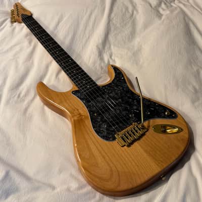 Carvin Bolt SSS Tremolo - Custom Shop Strat Killer - Made in USA - Natural - Free Pro Setup image 15