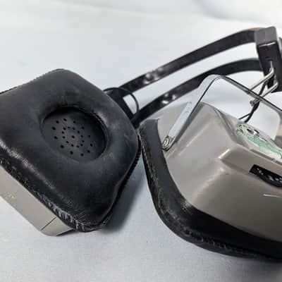 Rystl RH-81 Vintage AM FM Stereo Wireless Headphones Hong Kong image 3