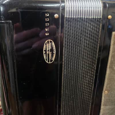 Titano Dandy 41/120 Piano Accordion Made in Italy with Case and Straps image 8