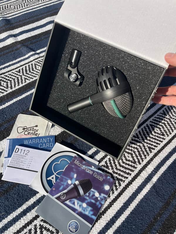 AKG D112 mk2 完動品 AKG D112 MKII Cardioid Dynamic Kick Drum Microphone | Sweetwater