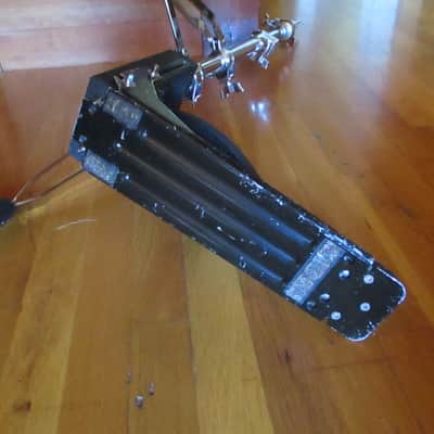 DW   9000 Single Drum Kick Pedal - Excellent image 4