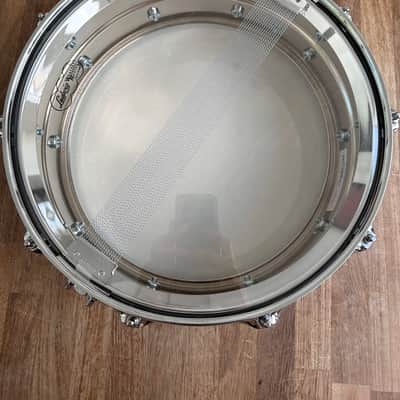 Ludwig LM402 Supraphonic5”x14" 10-Lug Aluminum Snare Drum 1985 - Present - Chrome-Plated image 5