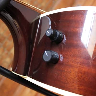 Guild B30E Acoustic / Electric Bass 1991 image 9