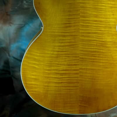 Heritage Johnny Smith Rose w/ Rose Pick Guard 1998 Amber image 18