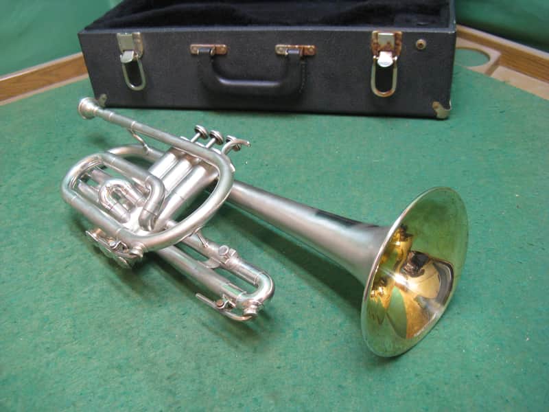 Holton Super Collegiate Silver Cornet 1955 - Reconditioned - Case & Bach 7C MP image 1