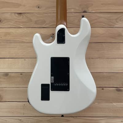 Sterling CT50XHSS Cutlass with Rosewood Fretboard 2024 - Present - Chalk Grey image 4