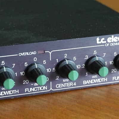 t.c. electronic TC 1140 Parametric Equalizer / Preamplifier image 4