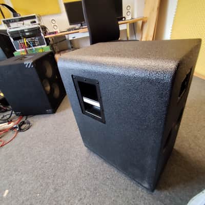 TC Electronic RS212 Vertical Stacking 2x12" 400w Bass Cab image 4
