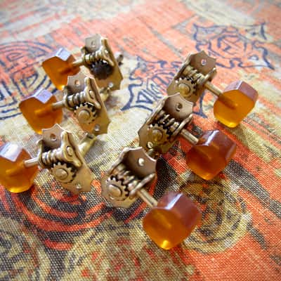 1930s-1940s Kluson Tuners for Gibson Vega Kay Archtop Jazz Guitar Gold with Amber Buttons Authentic Vintage image 3