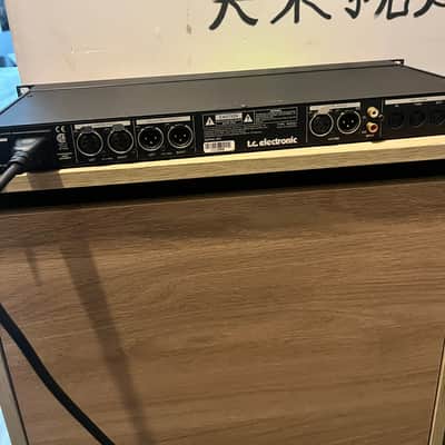 TC Electronic M2000 Multi-Effect Unit 2010s - Silver image 5
