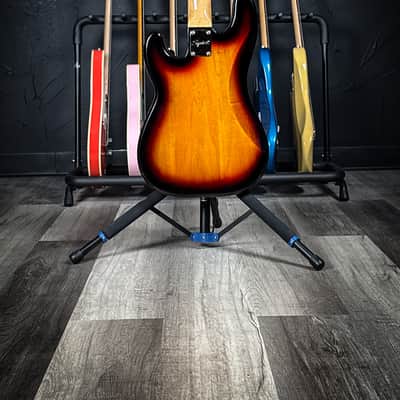 Squier Classic Vibe 60's Precision Bass - 3-Tone Sunburst image 6