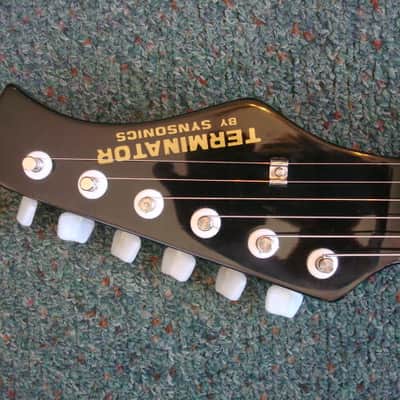 Synsonics Terminator Electric Guitar with Built-in Amp by Mattell image 2