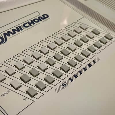 Suzuki OM-84 Omnichord 1984 - Gray image 4