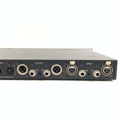 Yamaha SPX990 Professional Multi-Effect Processor 1990s - Black TGHM image 7