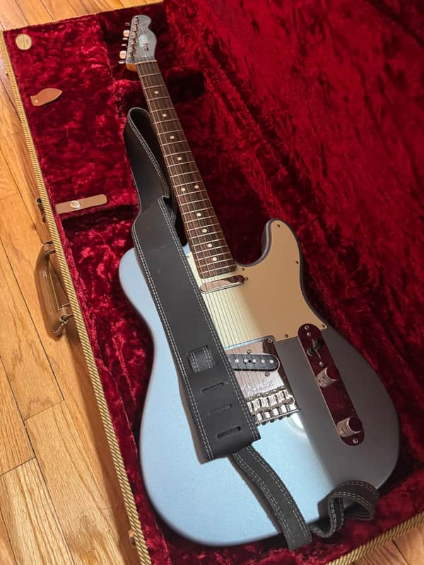 Fender American Standard Telecaster Limited Edition with Matching Headstock 2016 - Ice Blue Metallic