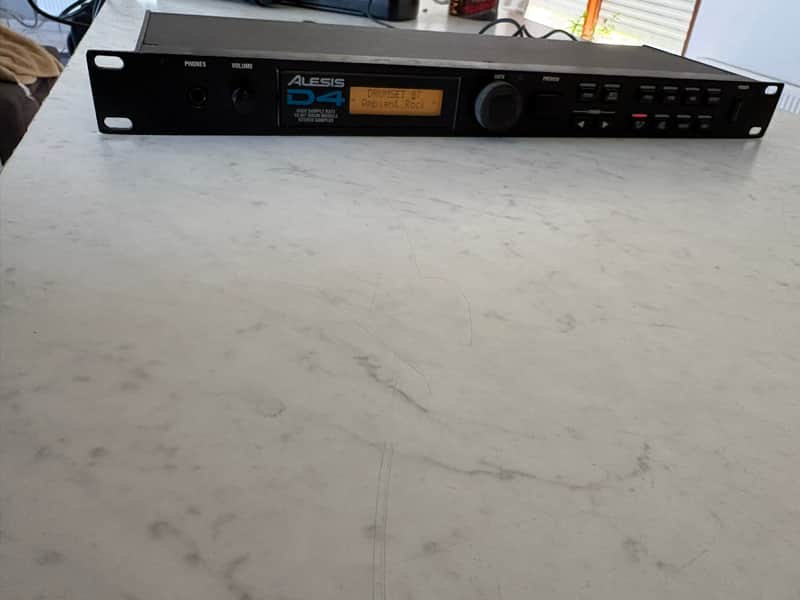 Alesis D4 Drum Module 1990s - Black image 1