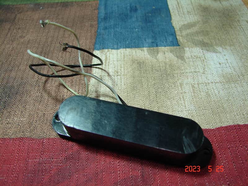 Vintage 1978 Fender Mustang Guitar Pickup w/Black Cover 5.49k image 1